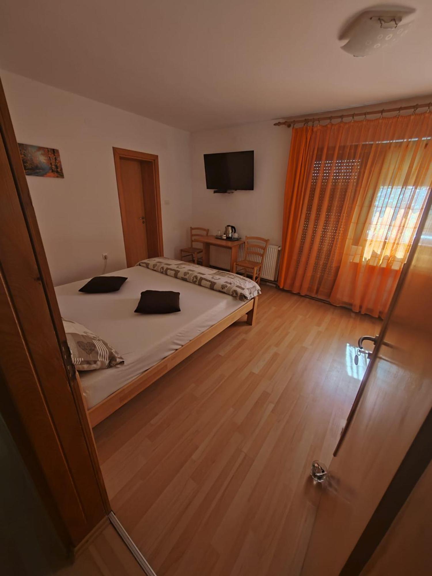 Stari Mlin Hotel Korenica Kültér fotó