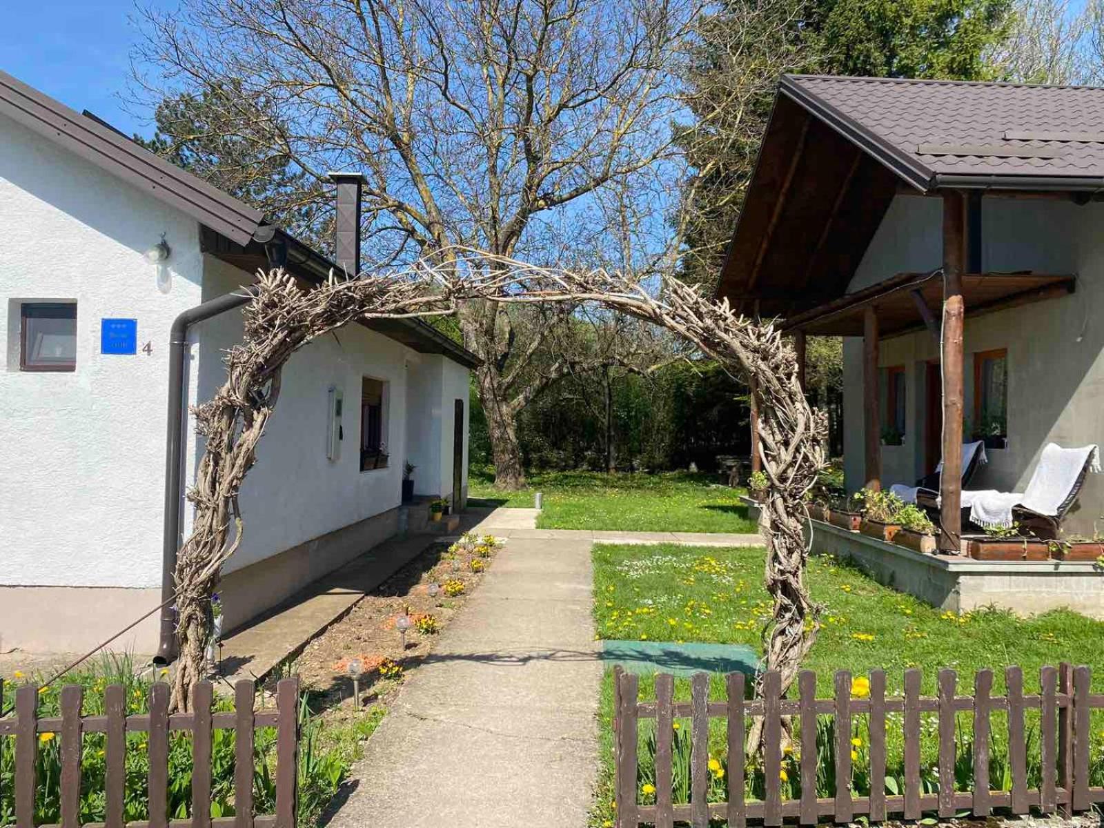 Stari Mlin Hotel Korenica Kültér fotó